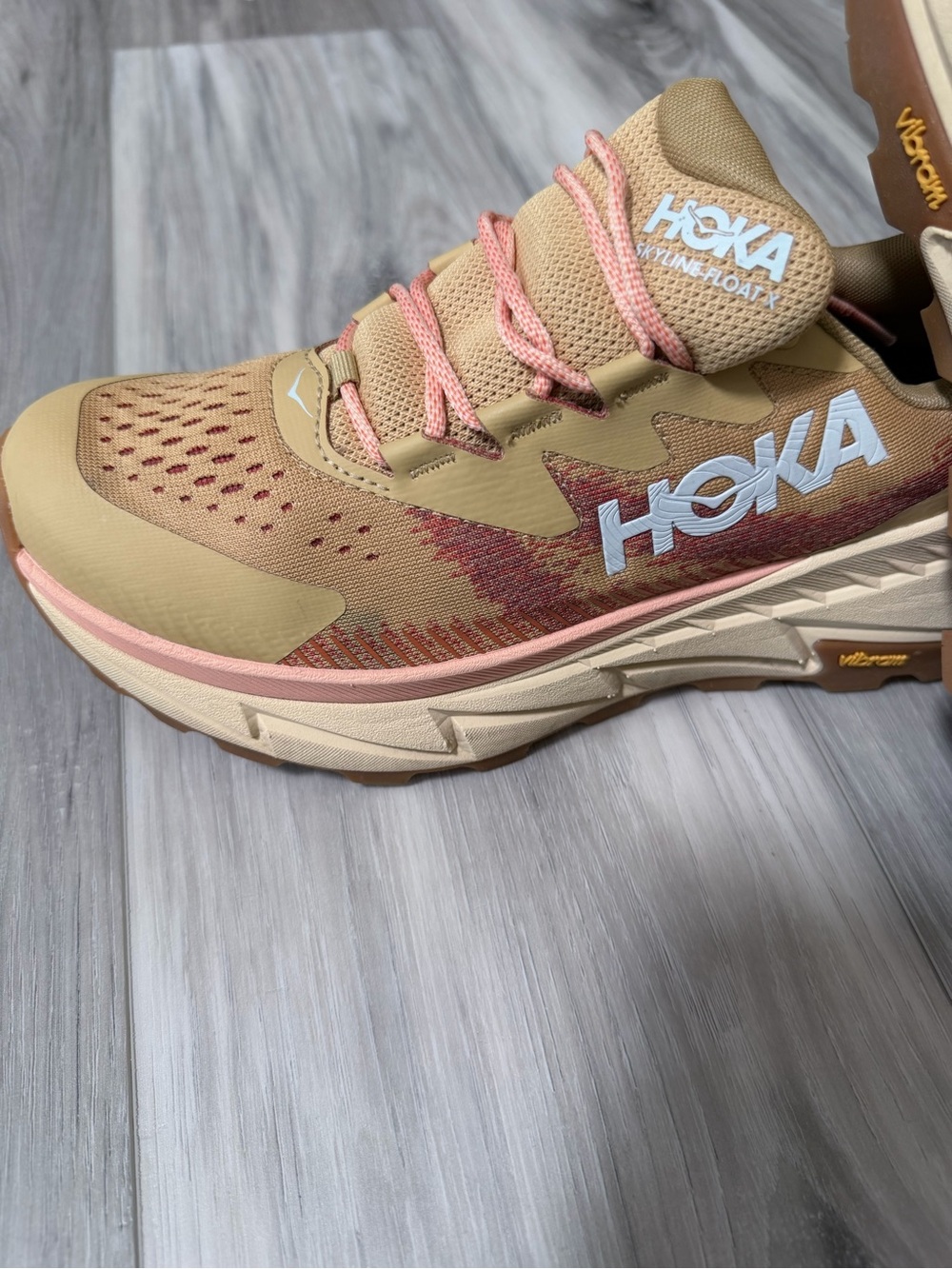 HOKA Skyline-Float X Women’s Size 9 Tan Pink Trail Hiking Shoes Vibram - Picture 9 of 12